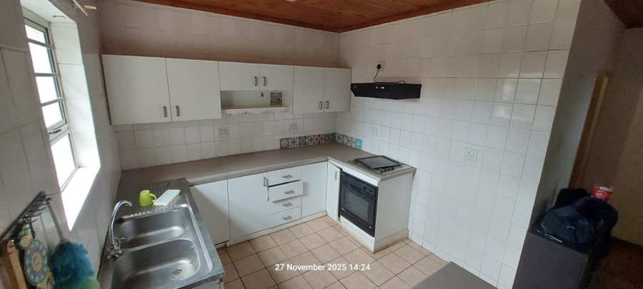 4 Bedroom Property for Sale in C Place Eastern Cape